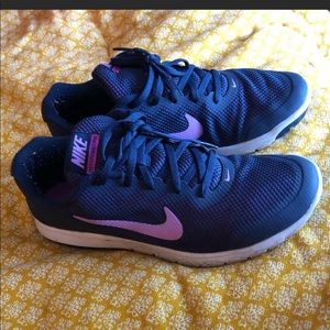 Nike Running Shoes 👟